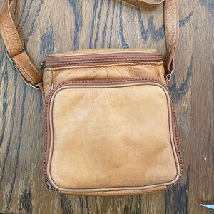 Vintage D'brozzi Colombian Genuine Leather Camera Bag